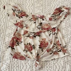 Short sleeve crop top
